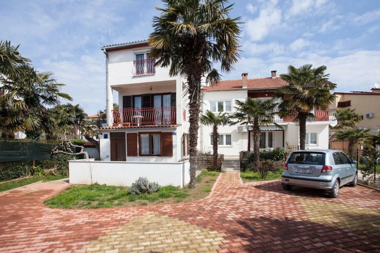 Apartmani Bojana 로비니 외부 사진